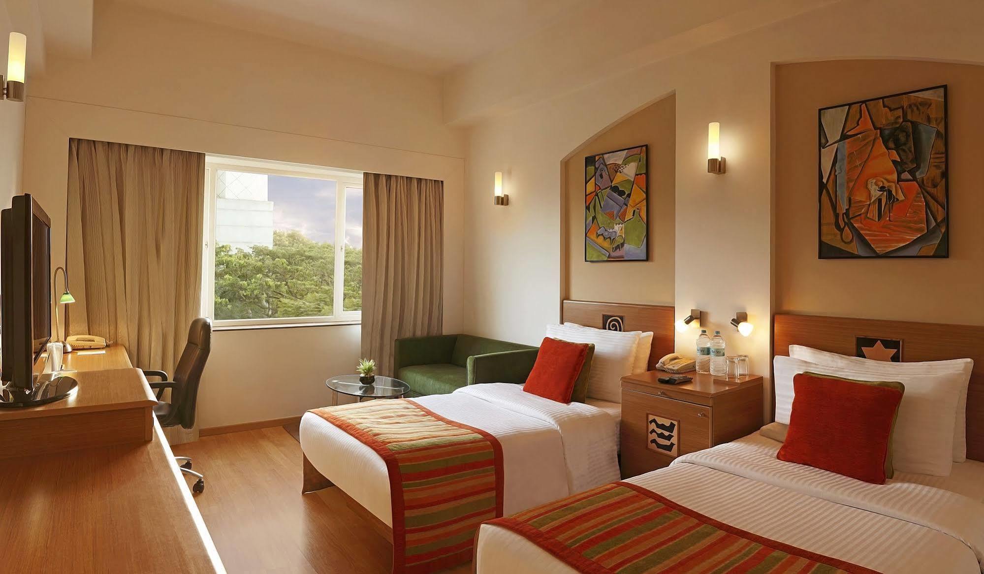 Lemon Tree Hotel, Indore Esterno foto