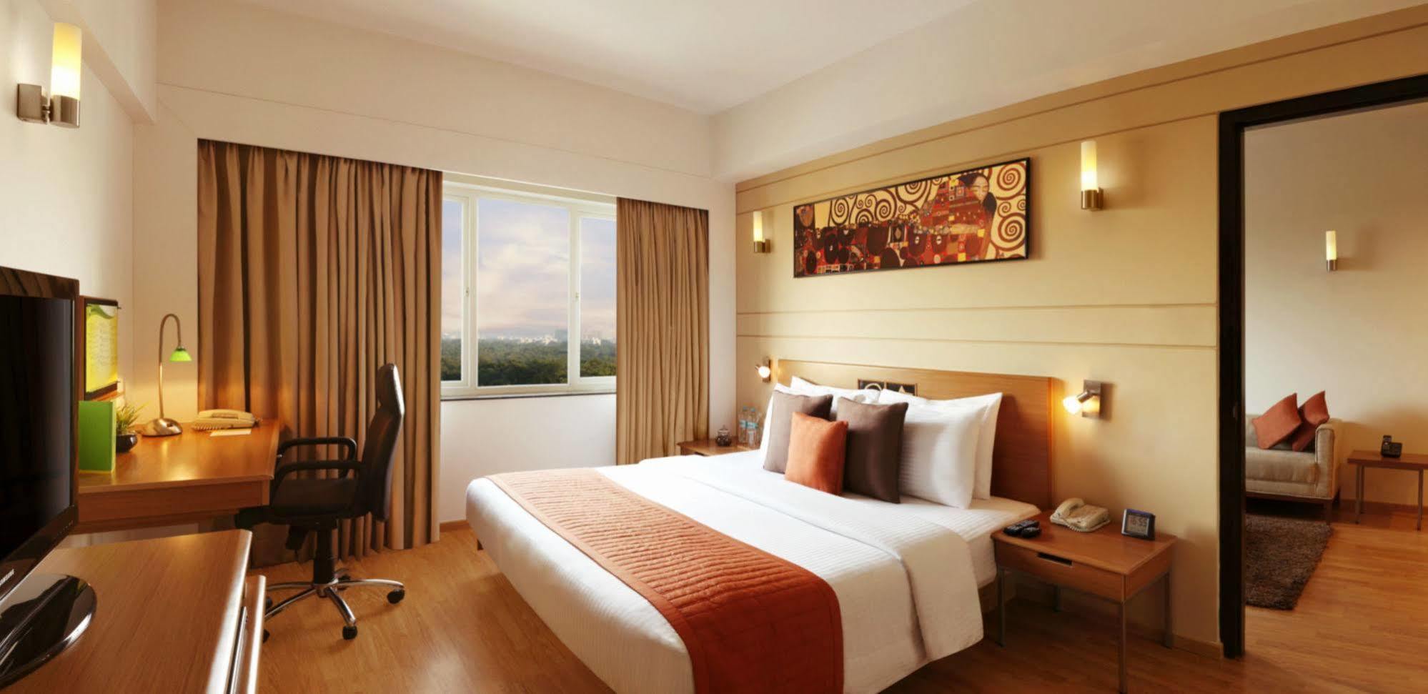 Lemon Tree Hotel, Indore Esterno foto